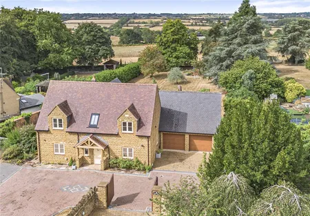 Saneco Lane, Brixworth, NN6
