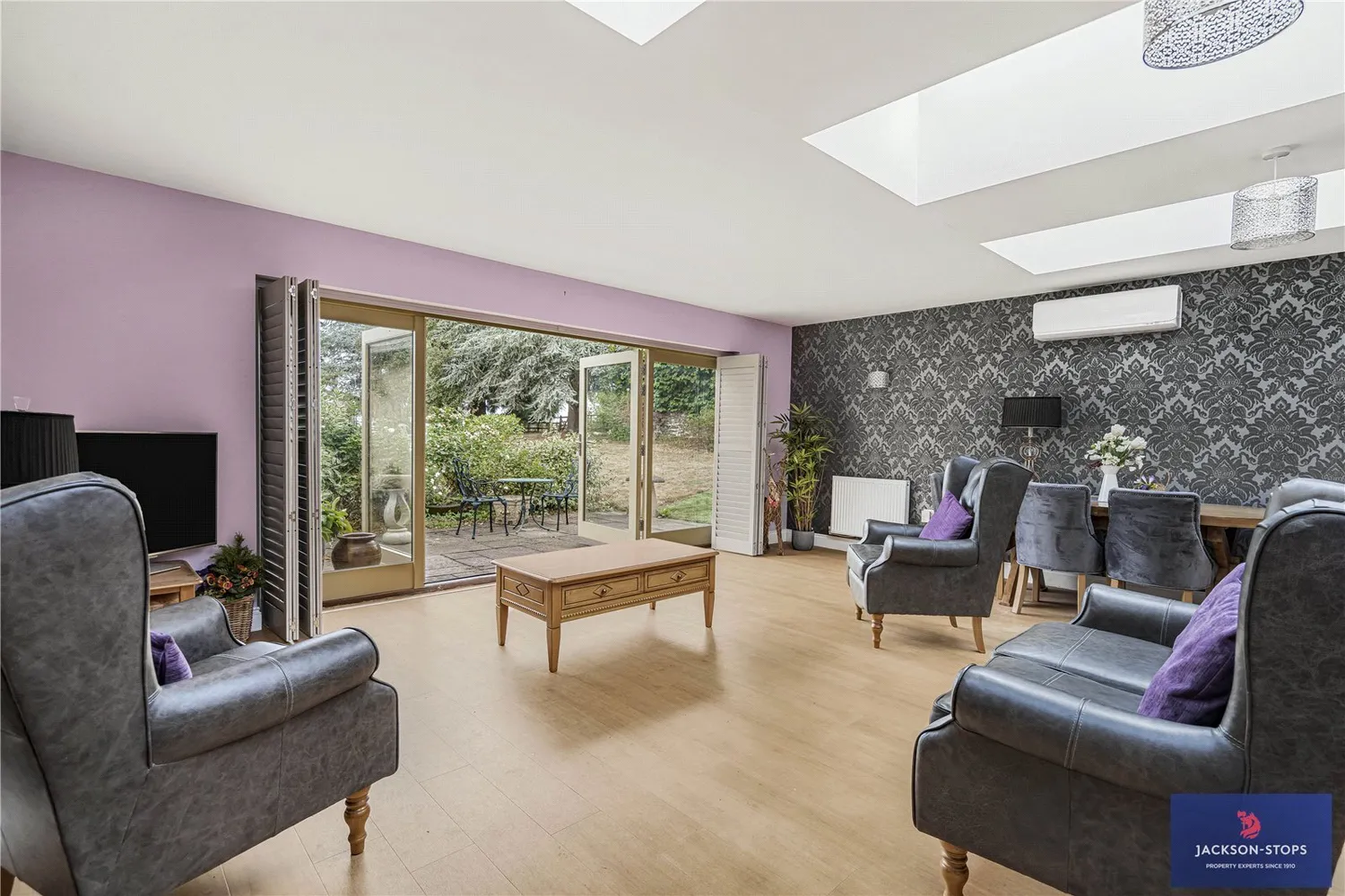 Saneco Lane, Brixworth, NN6 photo 9