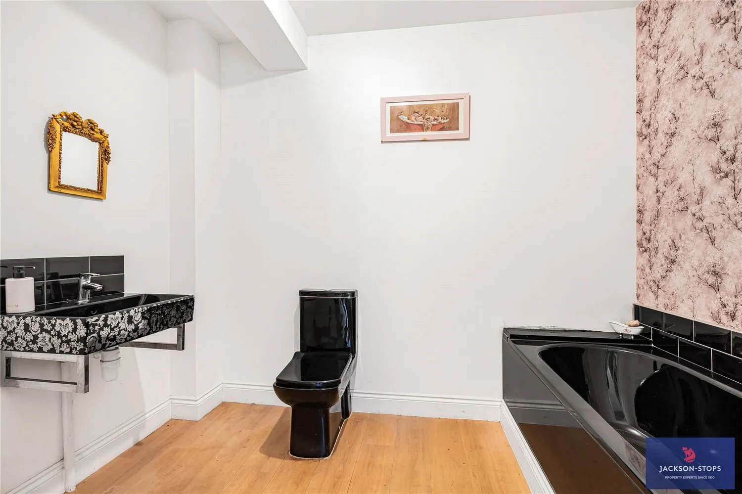 Saneco Lane, Brixworth, NN6 photo 13