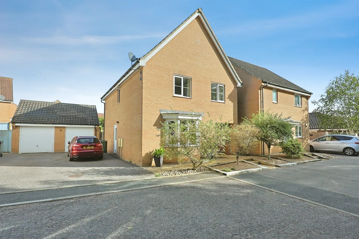 Pump House Close, Costessey, Norwich