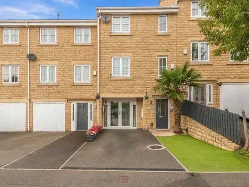 Brunswick Place, Heckmondwikephoto