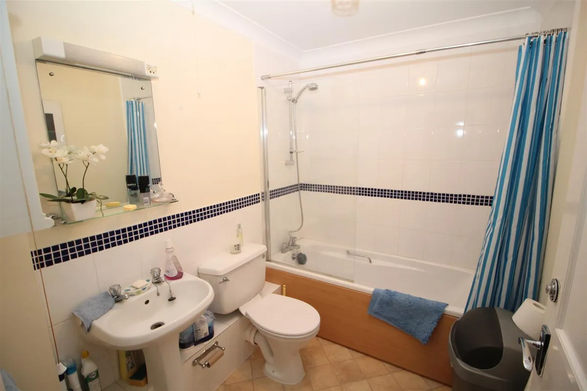 Barbers Wharf, Poole