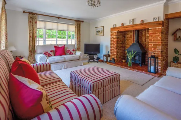 Church Green Lane, Wattisfield, IP22 photo 2