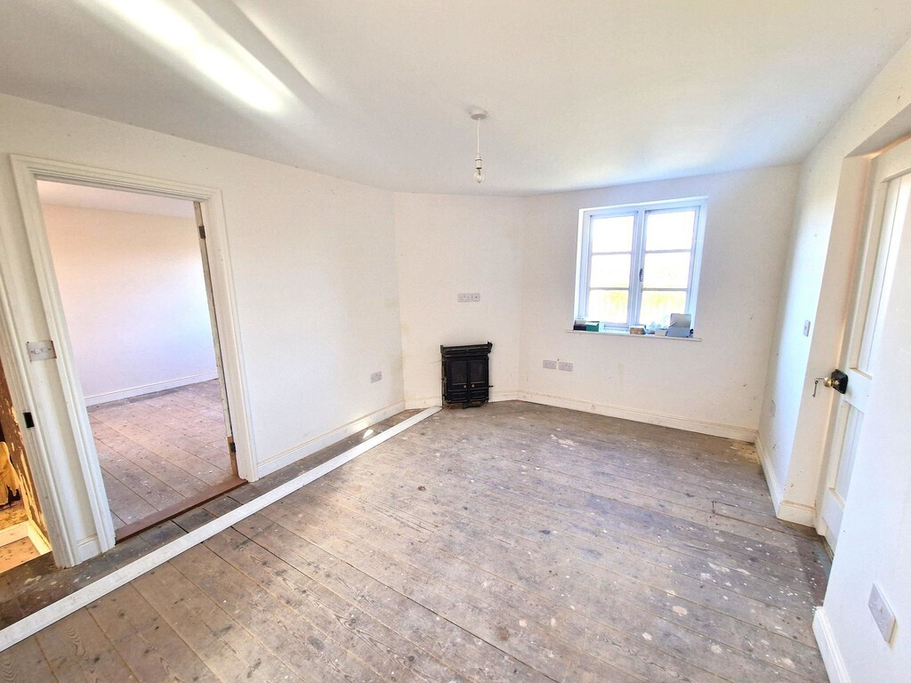 St. Olaves Road, Herringfleet Image 6