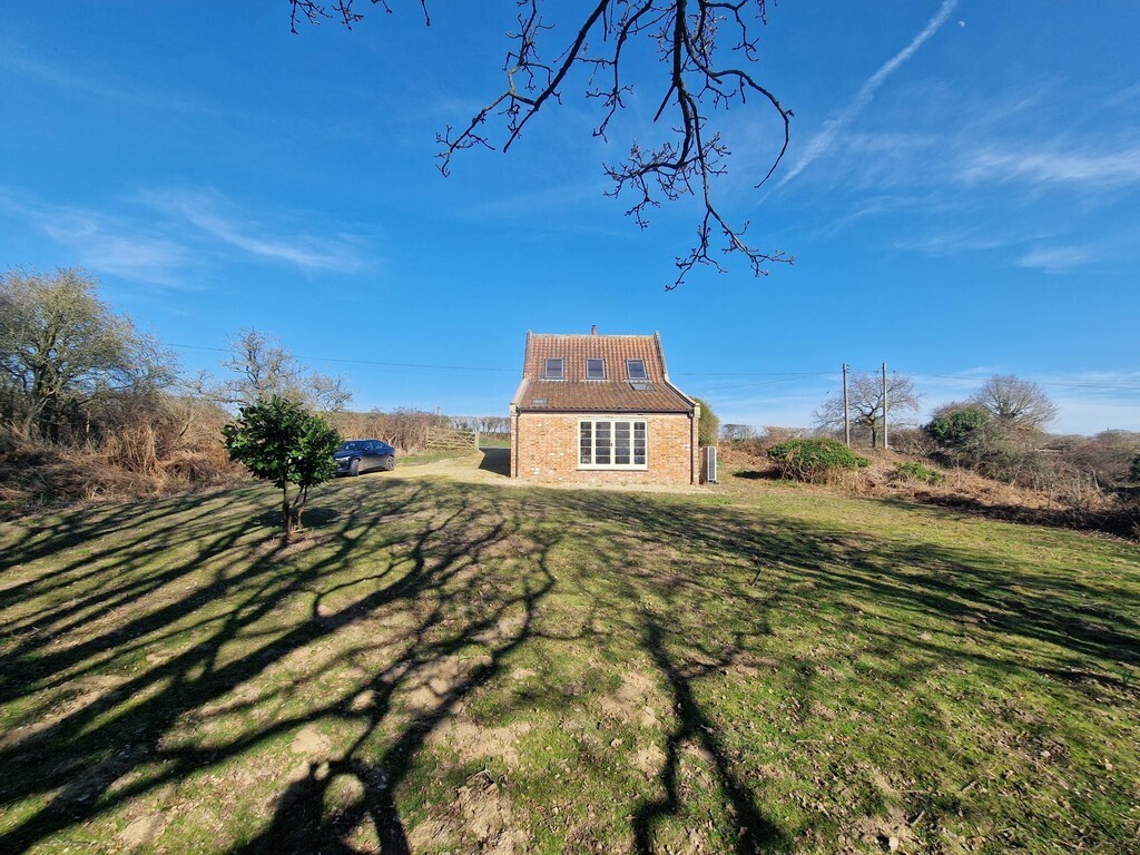 St. Olaves Road, Herringfleet Image 9