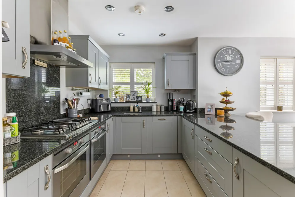Windmill Lane, Bledlow Ridge, HP14 photo 8