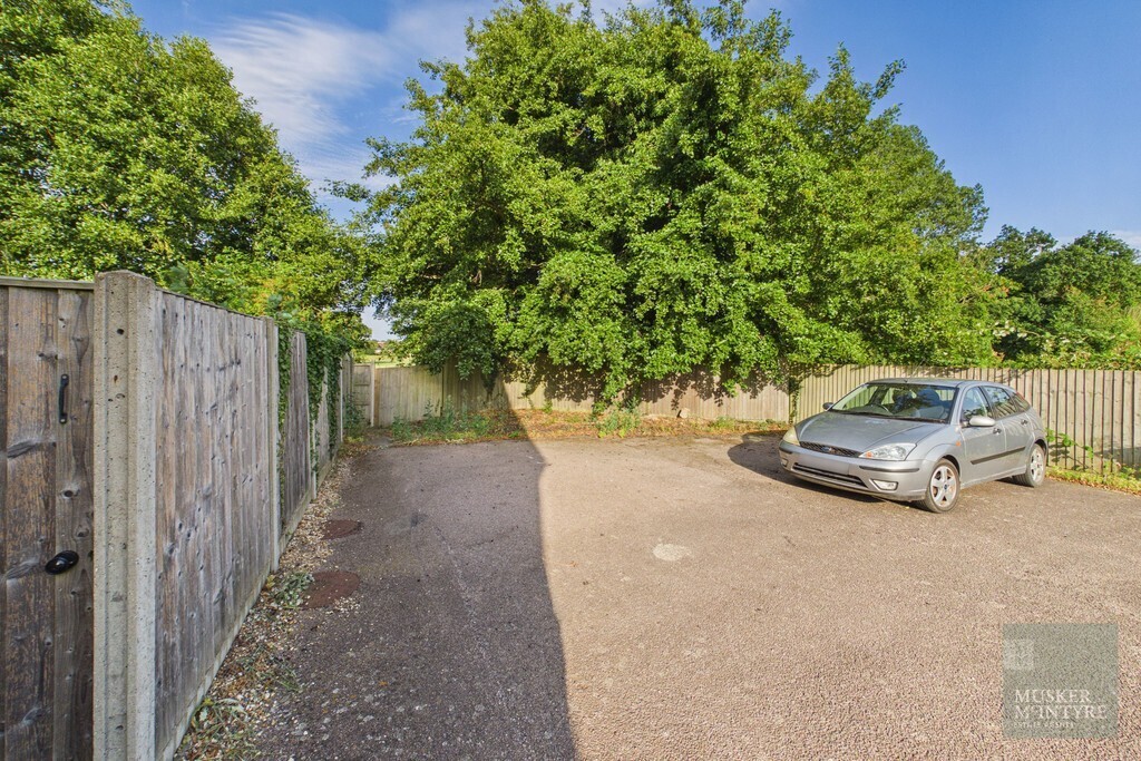 Reeves Close, Bungay Image 14