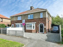 Queen Mary Road, Gaywood, King's Lynn photo