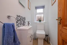 Westcoombe Avenue, London, SW20 photo 4