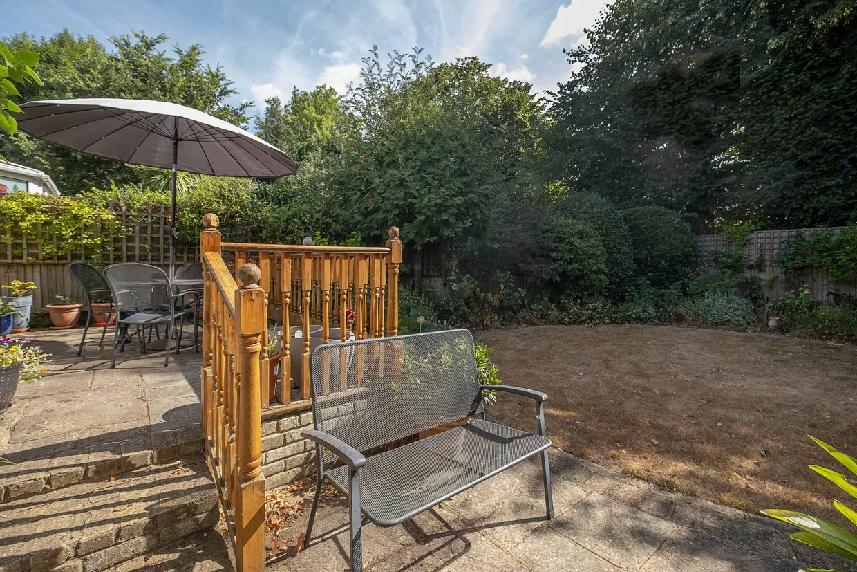 Westcoombe Avenue, London, SW20 photo 13