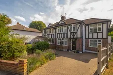 Westcoombe Avenue, London, SW20 photo 20