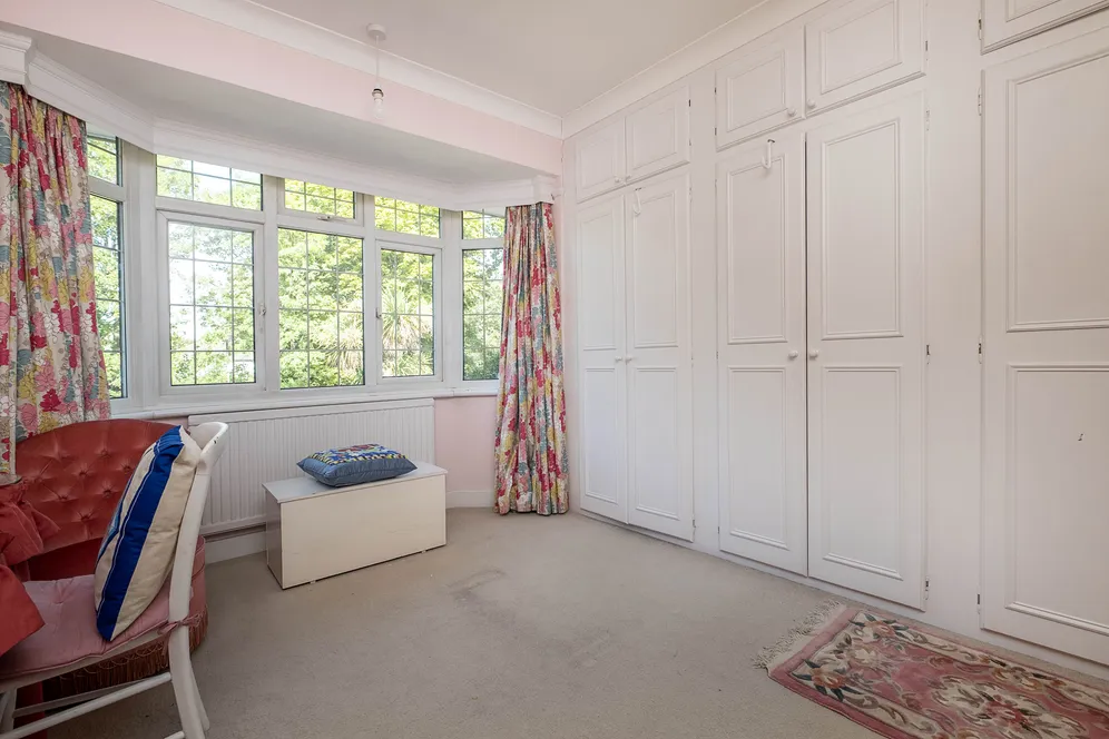 Westcoombe Avenue, London, SW20 photo 22
