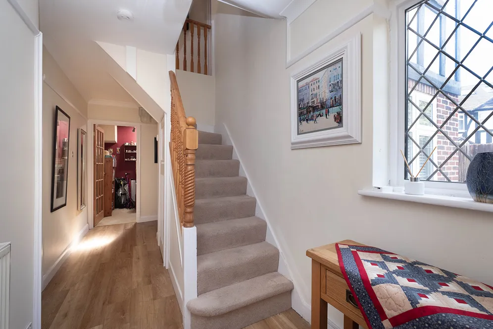 Westcoombe Avenue, London, SW20 photo 23