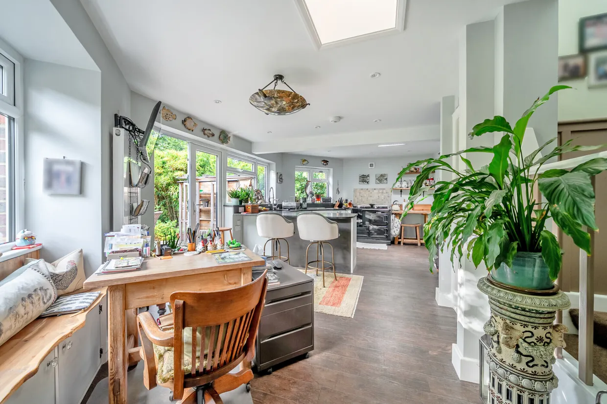 Crosswater Lane, Churt, Farnham, GU10 photo 4