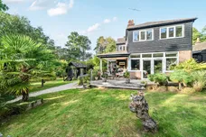 Crosswater Lane, Churt, Farnham, GU10 photo 19