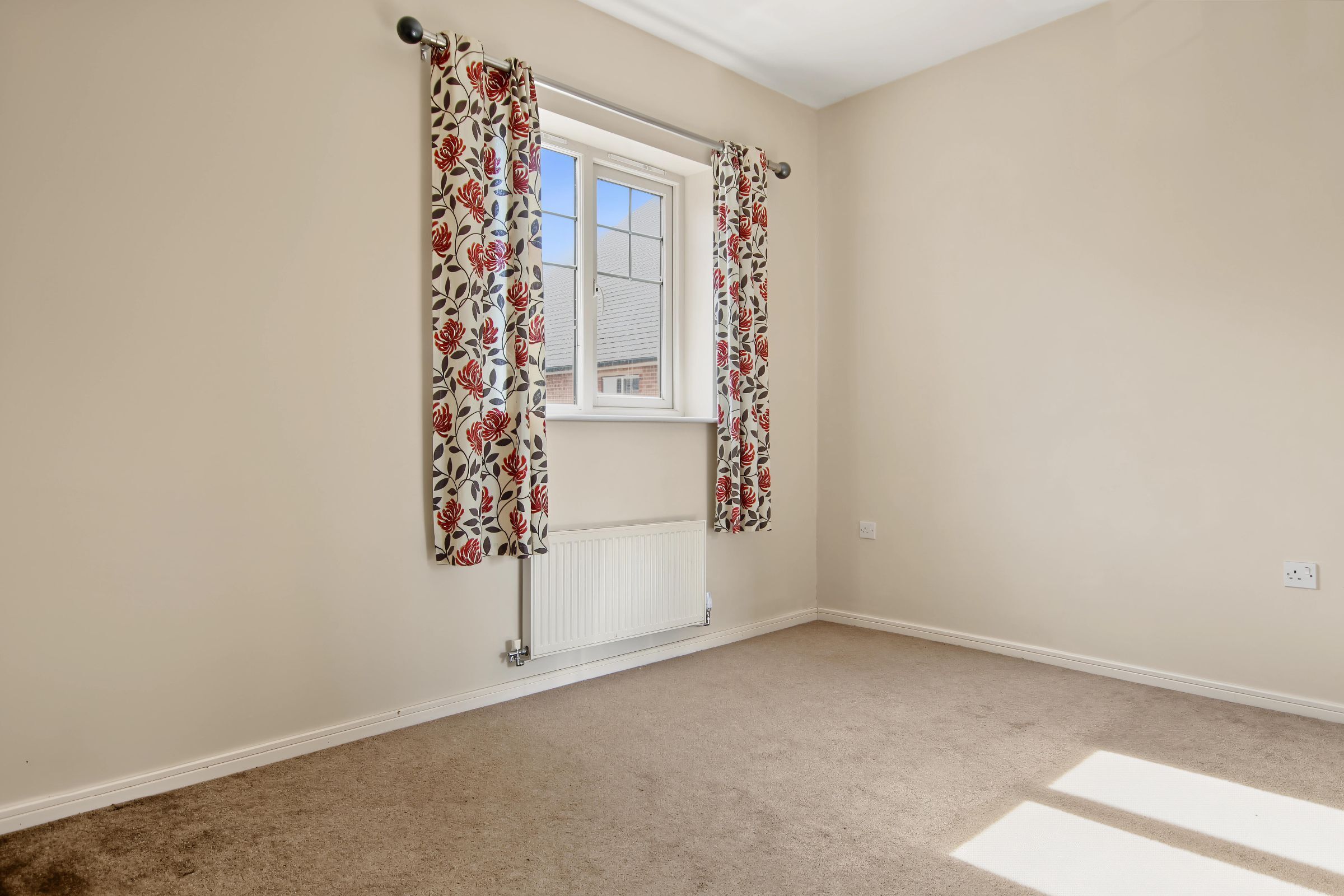 Caroline Court, Burton-On-Trent Image 9