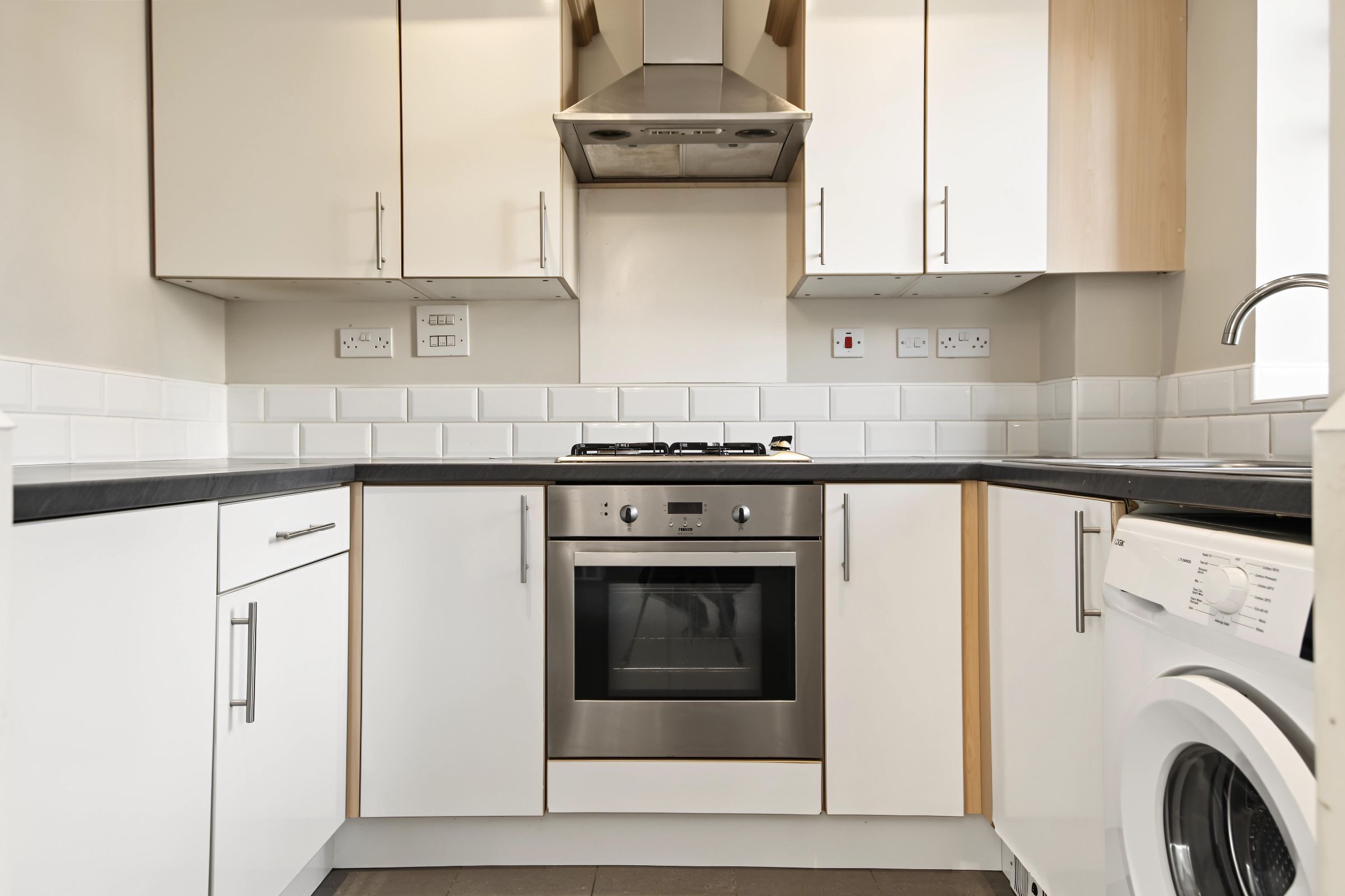 Caroline Court, Burton-On-Trent Image 11