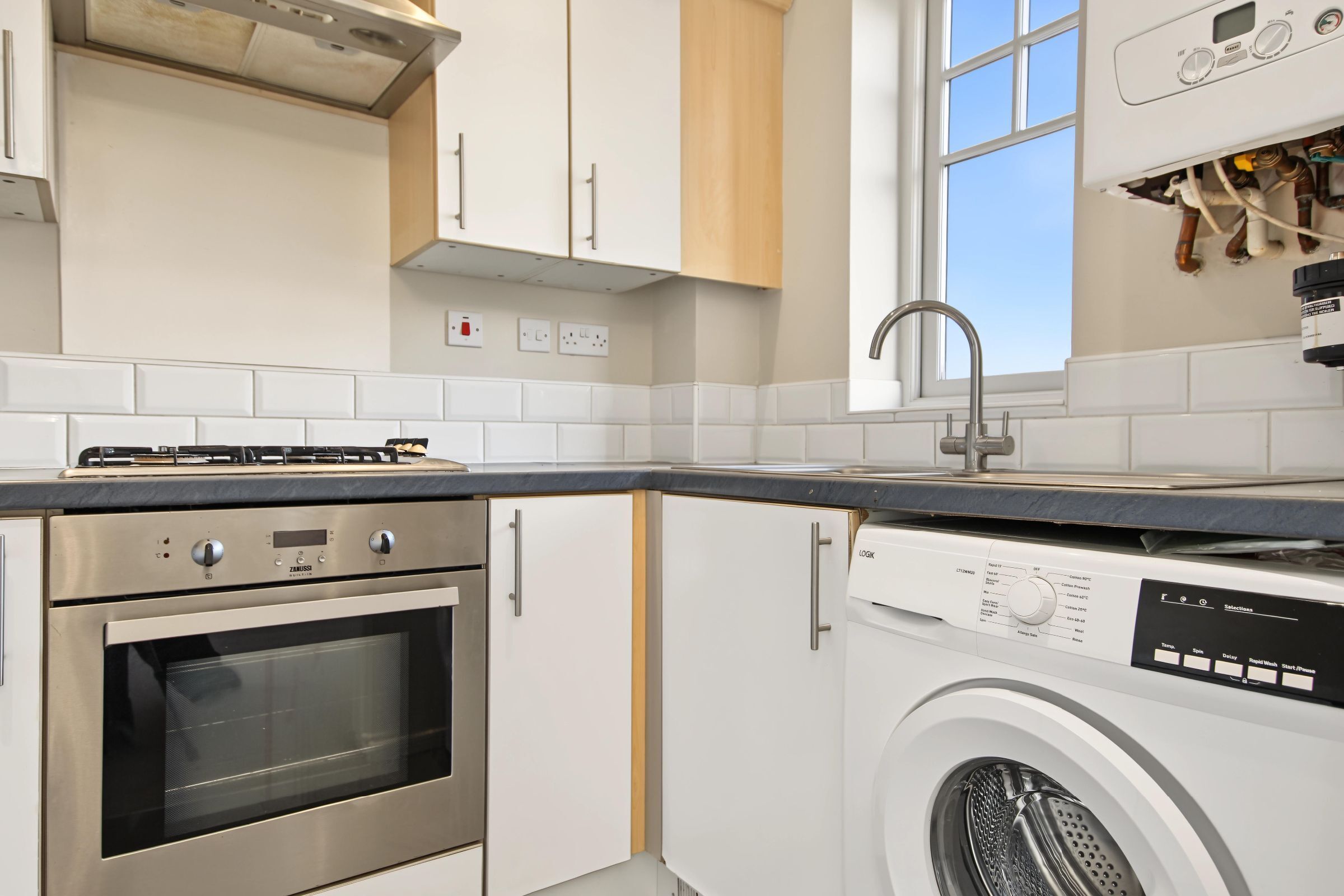 Caroline Court, Burton-On-Trent Image 13