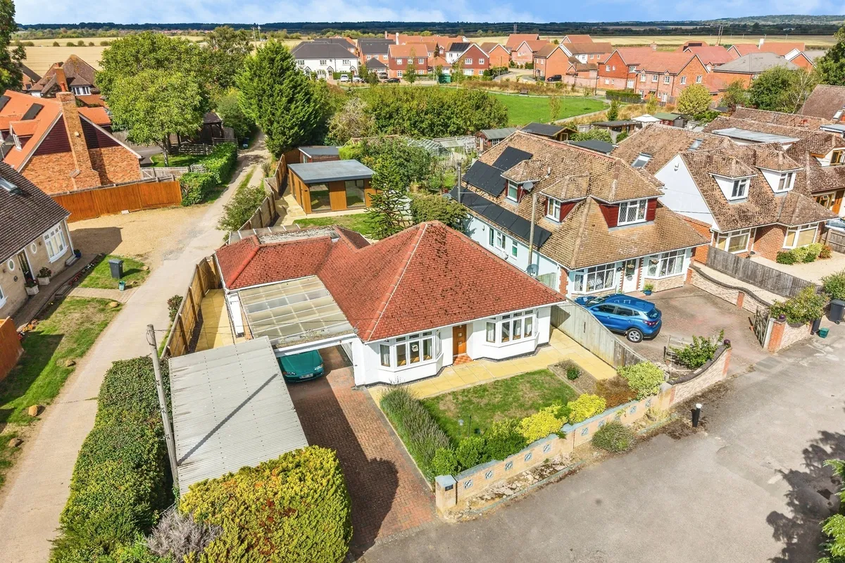 Abingdon Road, Drayton, ABINGDON
