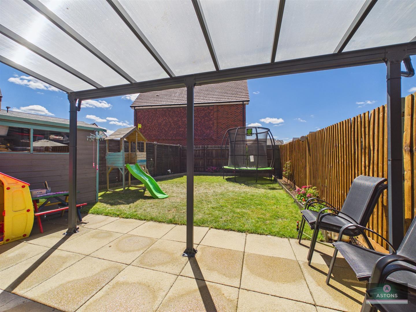 Eames Way, Crawley Image 7