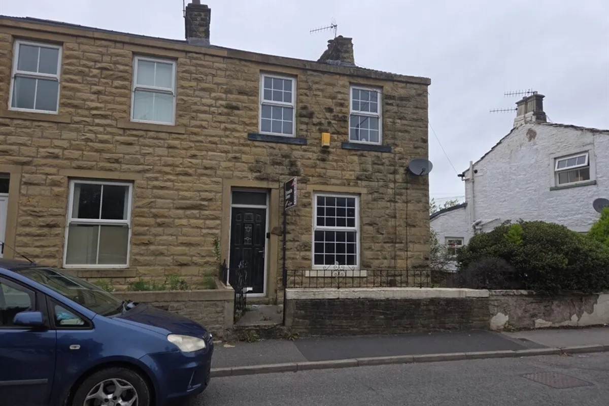 Burnley Road, COLNE