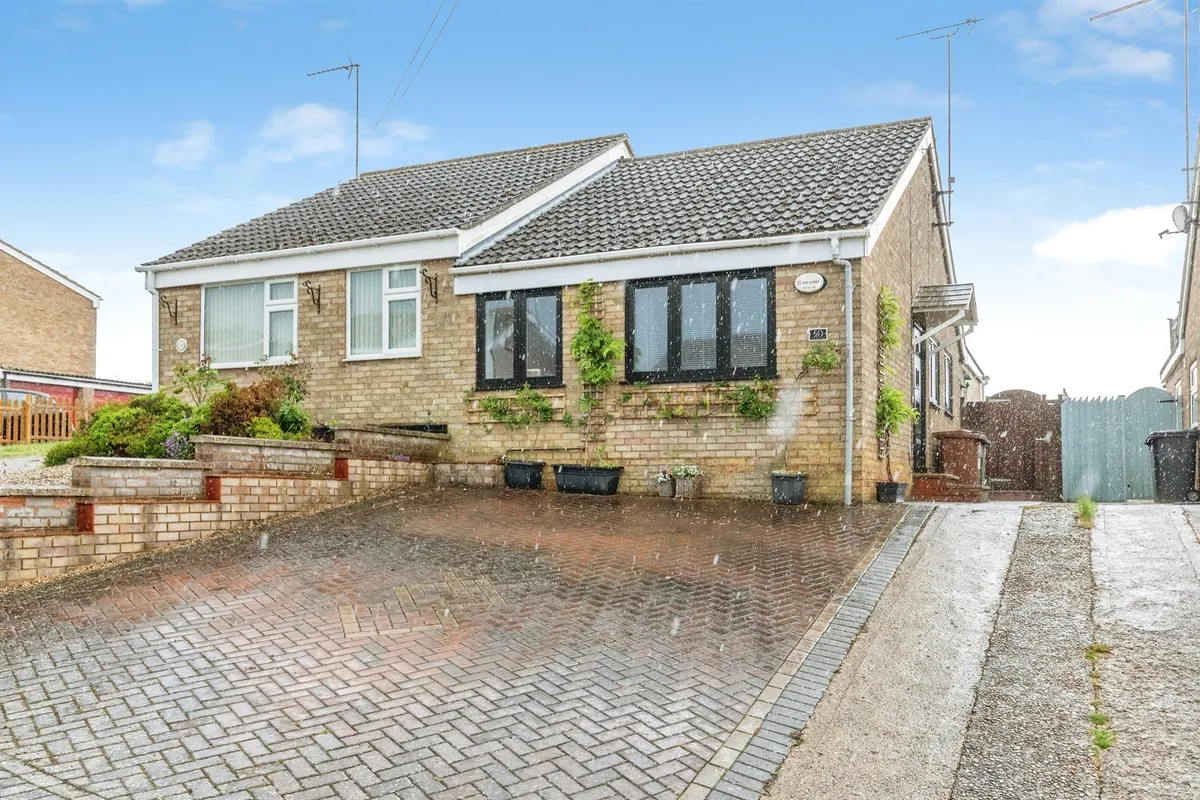 The Willows, Little Harrowden, Wellingborough