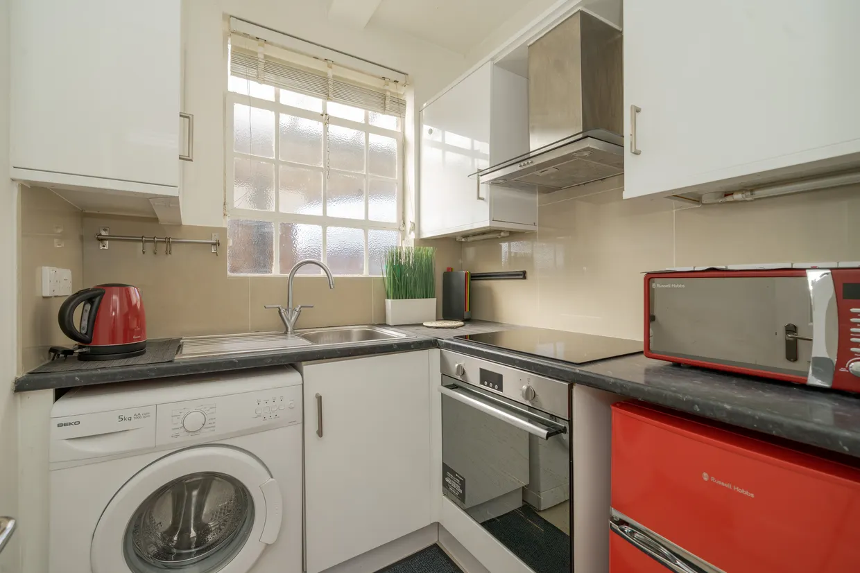 Mortimer Crescent, London, NW6 photo 6