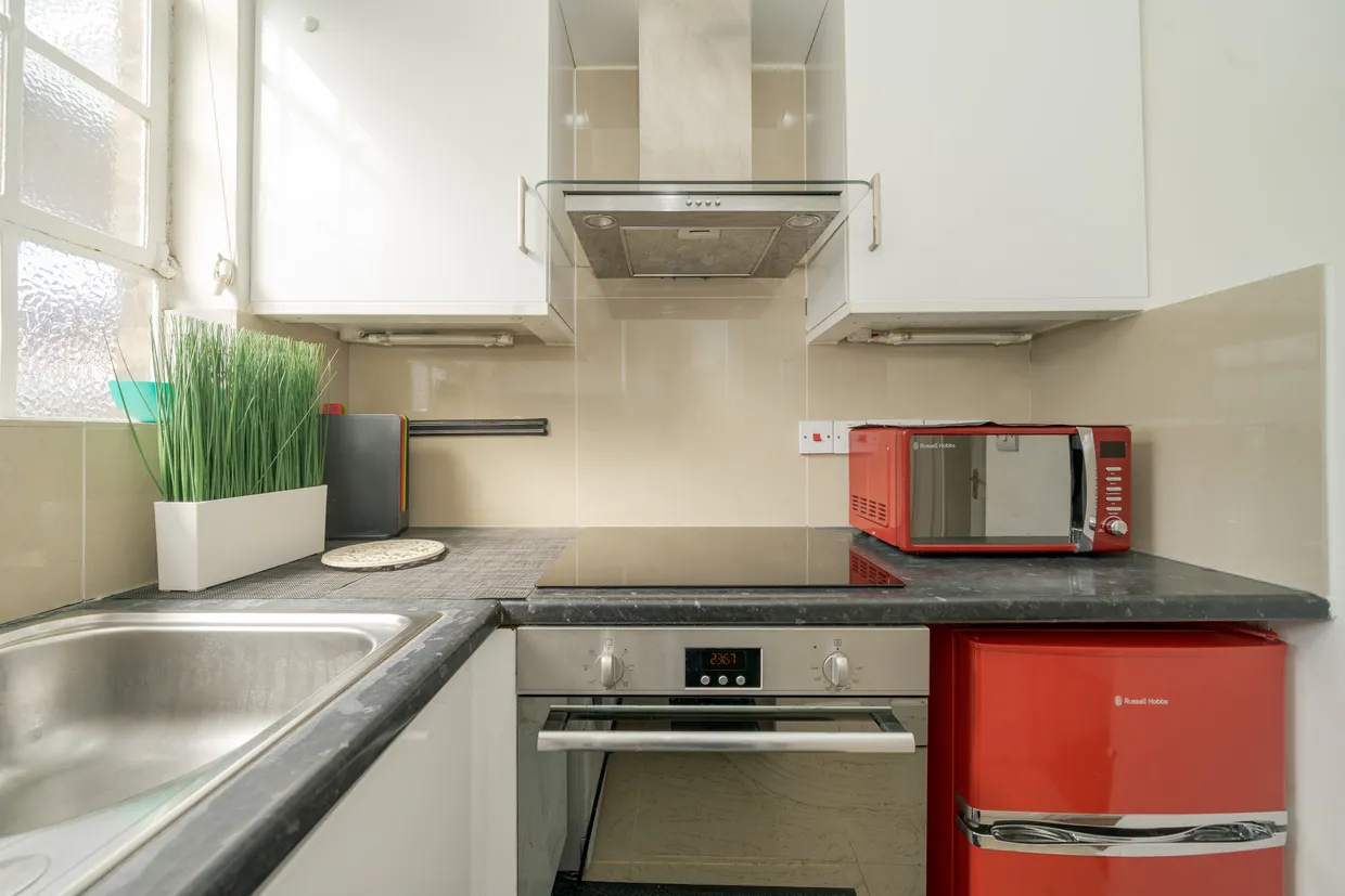 Mortimer Crescent, London, NW6 photo 15