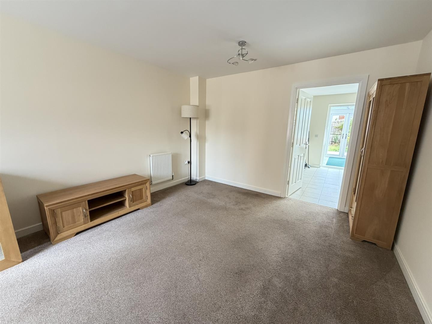Brampton Grange Drive, Daventry Image 5