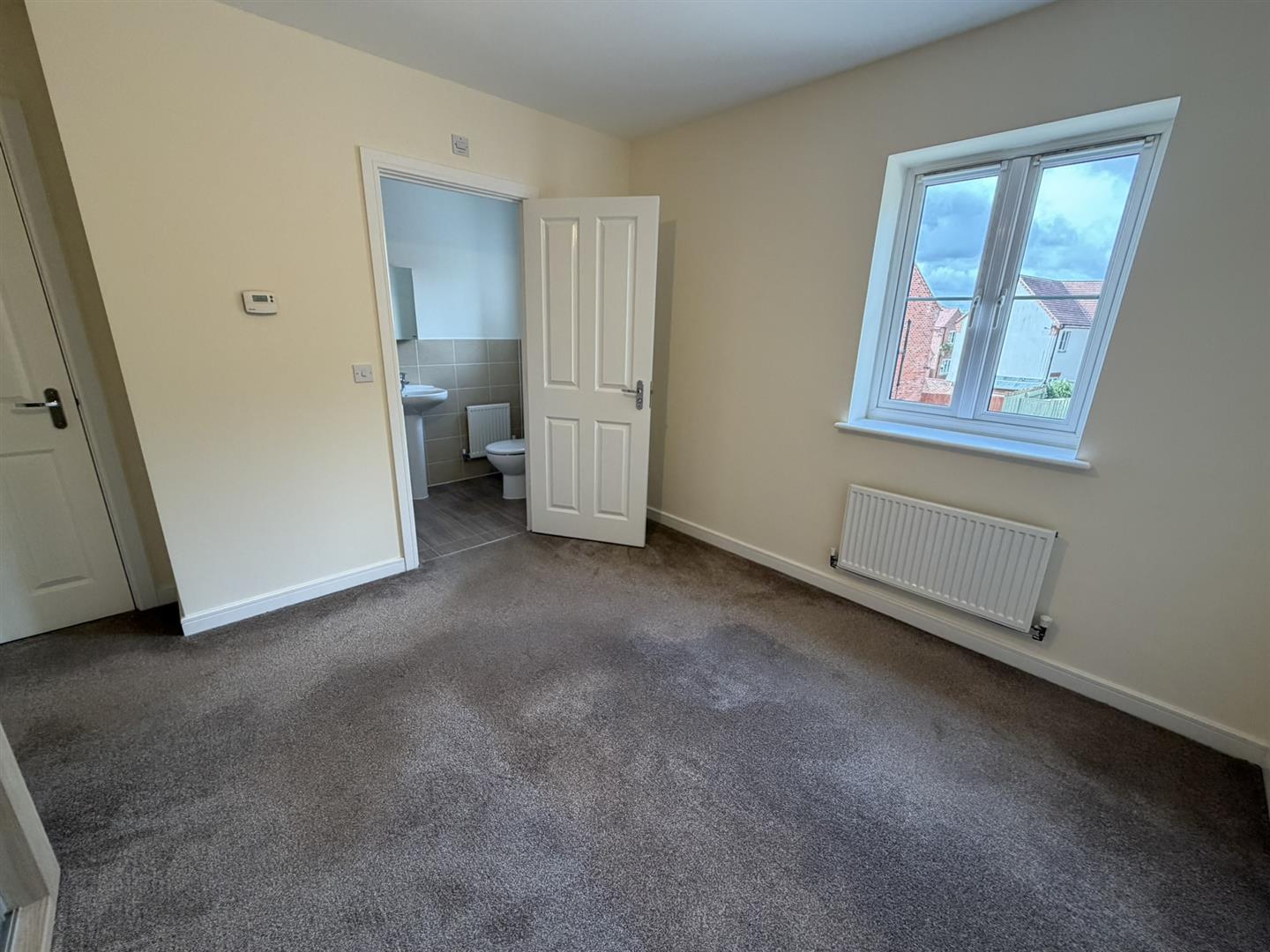 Brampton Grange Drive, Daventry Image 10
