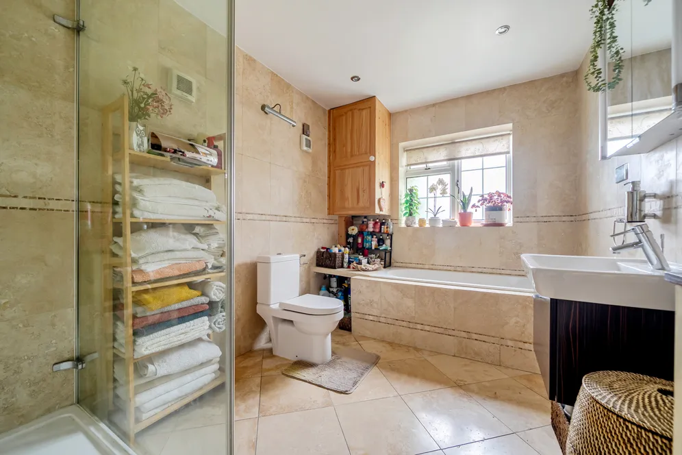 Courthouse Road, Maidenhead, SL6 photo 12