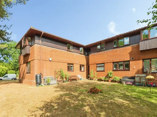 Elton Road, HERTFORDphoto