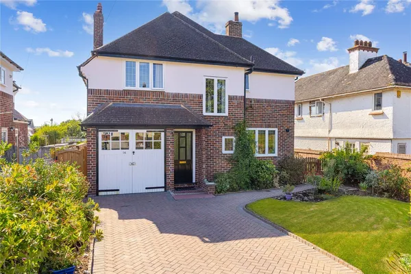 Drakes Avenue, Exmouth, EX8 photo 1