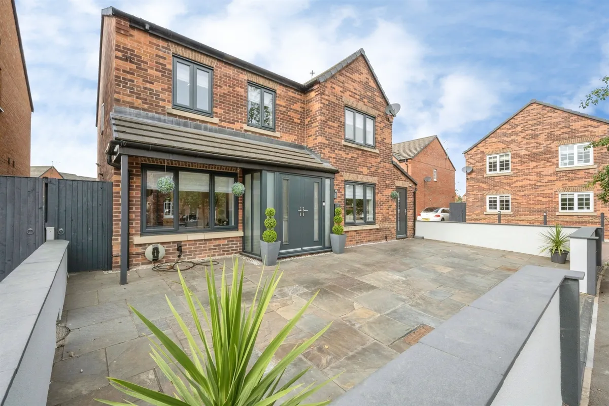 Dove Road, Mexborough