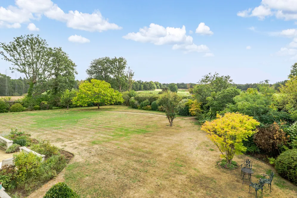 Priory Road, Sunningdale, SL5 photo 2