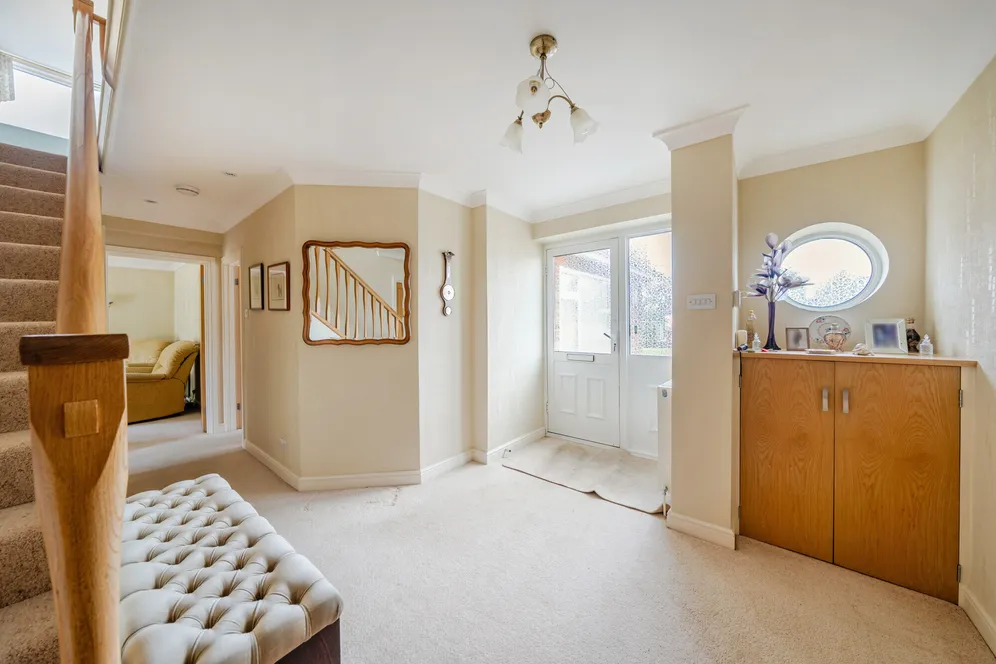 Tippendell Lane, St. Albans, AL2 photo 12