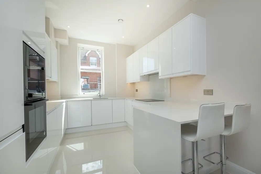Merton Road London SW19 photo 2