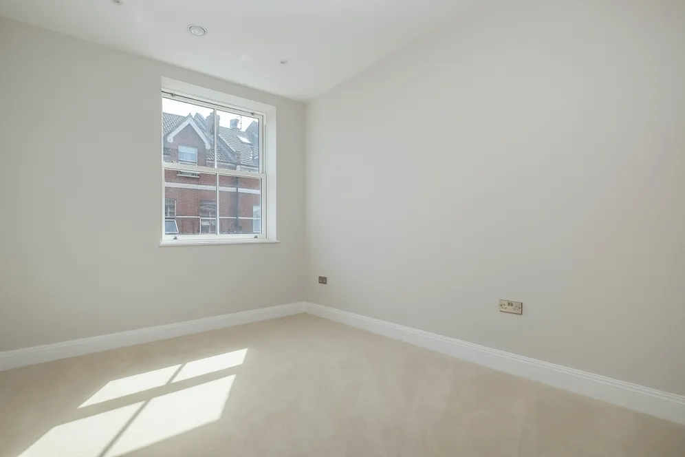Merton Road London SW19 photo 6