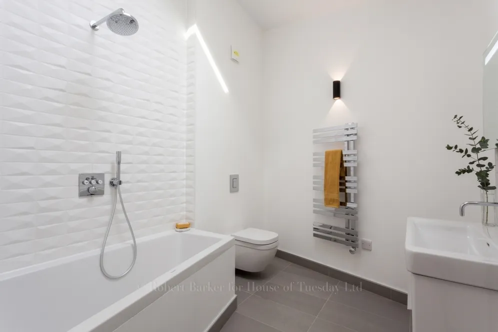 Beadnell Road London SE23 photo 8