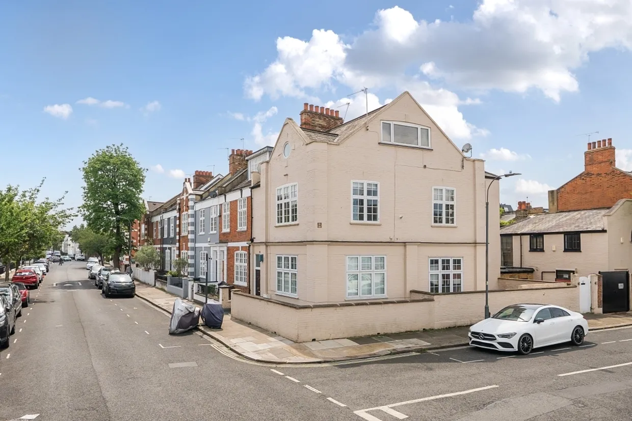 Tamworth St Fulham SW6 photo 11