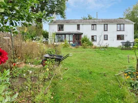 Alderholt Road, Sandleheath, Fordingbridge thumb 3