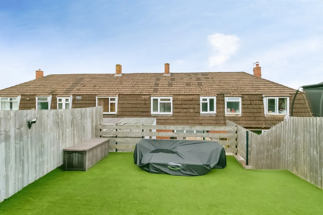 Property photo 24