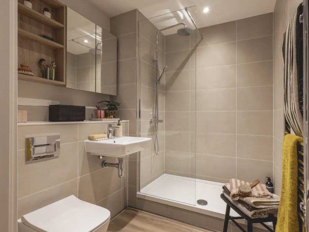 28 Mill Mead Spelthorne TW18 photo 5