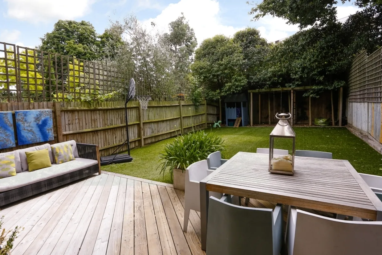 Whitelands Crescent, SW18 photo 7