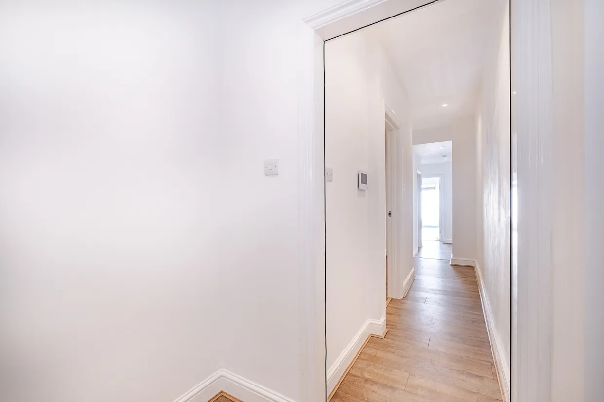 Gambole Road Tooting SW17 photo 6