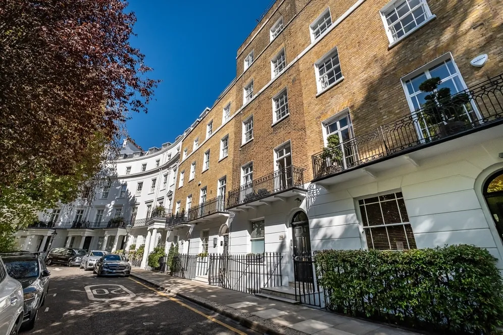Brompton Square London SW3 photo 11