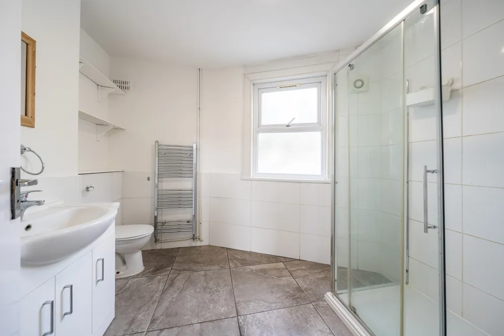 Barmouth Road Wandsworth SW18 photo 13