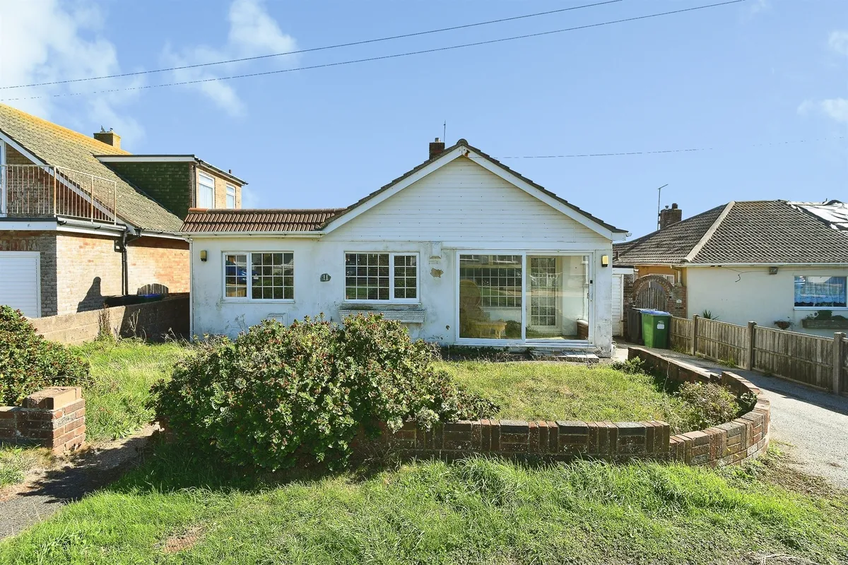 Cliff Avenue, Peacehaven