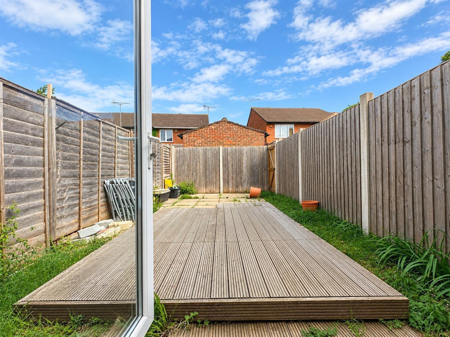 Cooper Way, Slough Image 5