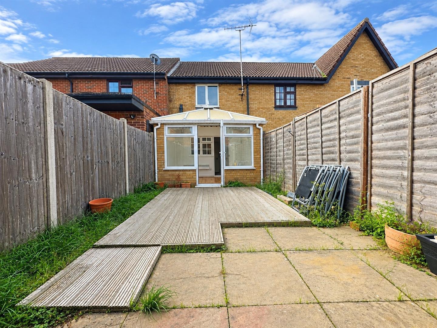 Cooper Way, Slough Image 6